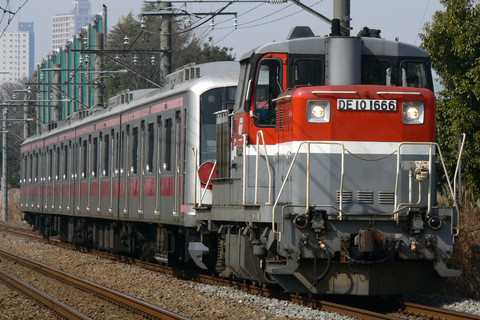 【東急】5050系4両 甲種輸送（17日）の拡大写真