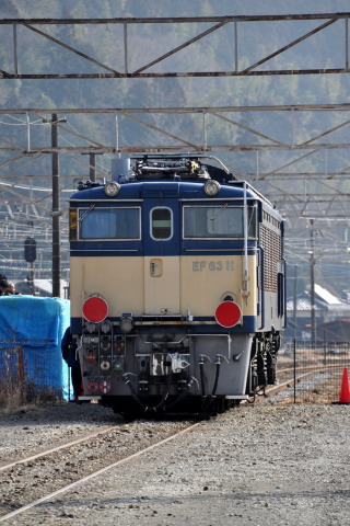 【JR東】EF63-11 甲種輸送を横川駅付近で撮影した写真