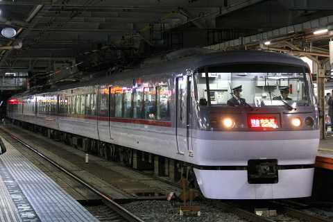【西武】10000系10112F 池袋線運用にを所沢駅で撮影した写真