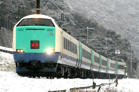 【JR東】485系ニイR25編成使用 団体臨時列車運転（11日）を新疋田～敦賀で撮影した写真