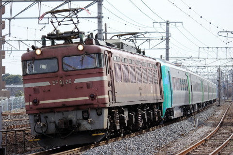【JR北】789系ハコHE106編成 甲種輸送を茨木駅付近で撮影した写真