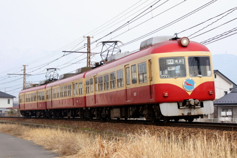 【長電】2000系引退特別企画 普通列車代走を朝陽～附属中学前で撮影した写真