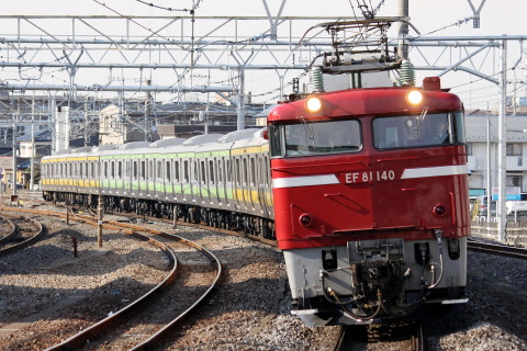 【JR東】山手線用サハE231-600＋4600 配給輸送を宮原駅で撮影した写真