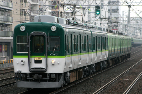 【京阪】2600系2628-2808F 試運転を滝井駅で撮影した写真