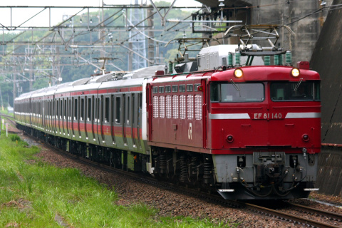 【JR東】E233系5000番代ケヨF53＋Y553編成 配給輸送を船橋法典駅で撮影した写真