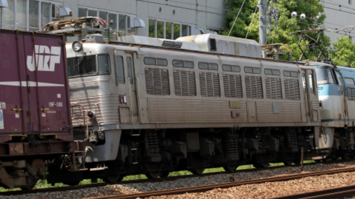JR貨】EF81-303 門司機関区へ回送 |2nd-train鉄道ニュース