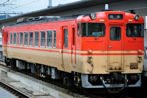 【JR西】キハ40-2034 網干総合車両所出場を姫路駅で撮影した写真