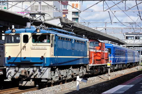 【JR西】DD51-1043＋12系5両 回送を西明石駅で撮影した写真