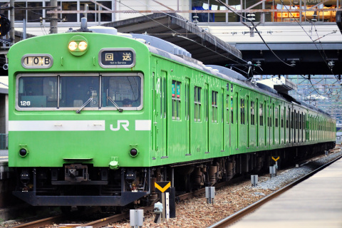 【JR西】103系奈良車8両 廃車回送を相生駅で撮影した写真