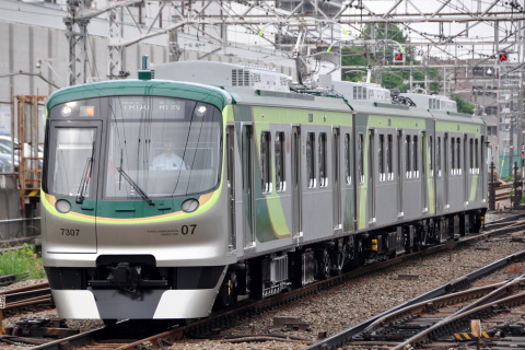 【東急】7000系7107F 試運転を鷺沼駅で撮影した写真