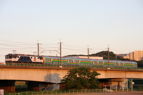 【JR東】E233系3000番代グリーン車4両 甲種輸送を梶ヶ谷（タ）～府中本町で撮影した写真