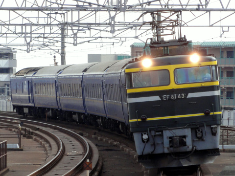 【JR東】24系青森車6両使用 団体臨時列車を大津京駅で撮影した写真