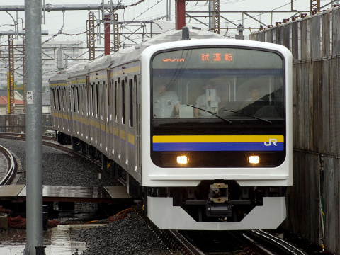 【JR東】209系マリC423編成 幕張車両センターへ回送を浦和駅で撮影した写真