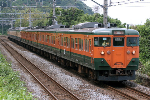 【JR東】113系マリ117＋116編成使用 団体臨時列車（3日）を根府川～真鶴で撮影した写真