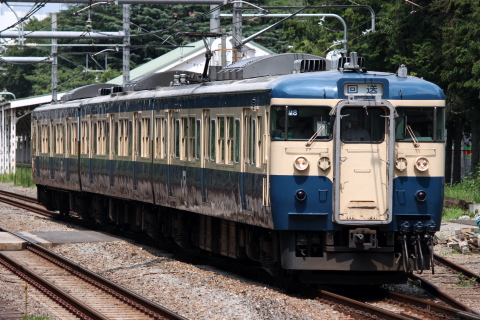 【JR東】115系トタM8編成 東京総合車両センターへ回送を原宿駅で撮影した写真