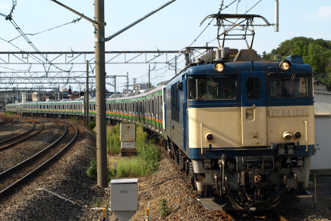 【JR東】E233系3000番代チタNT52＋NT2編成 配給輸送を宮原駅で撮影した写真