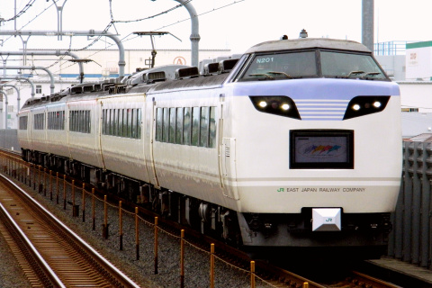 【JR東】485系『彩』使用 TDR臨を越谷レイクタウン駅で撮影した写真