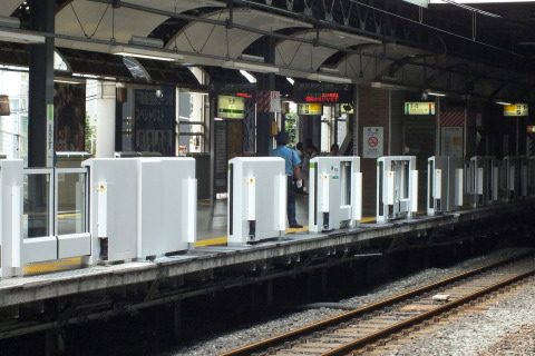 【JR東】山手線用E231系500番代 全車両の4扉車化完了を恵比寿駅で撮影した写真