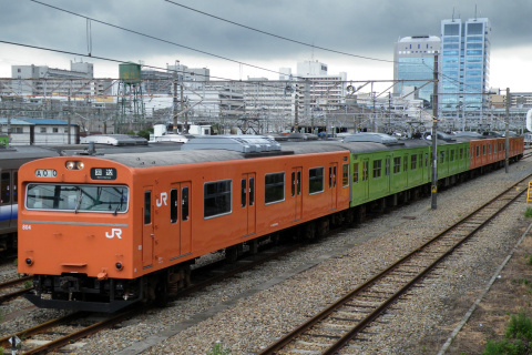 【JR西】103系ヒネK607編成 吹田工場入場を大阪城公園駅で撮影した写真