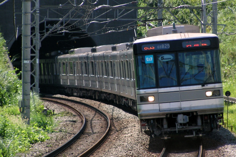 【メトロ】 03系03-125F 出場試運転をたまプラーザ駅で撮影した写真