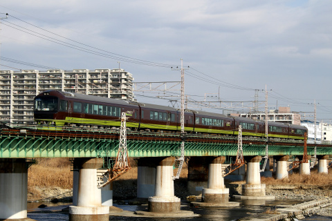 【JR東】快速「新春初笑い号」運転を立川～日野で撮影した写真