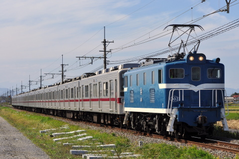 【東武】10000系11032F 秩父鉄道線内回送の拡大写真