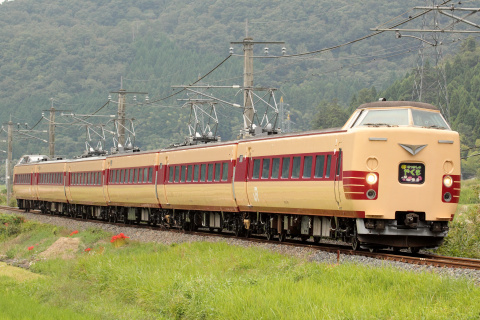 【JR西】団体臨時列車「なつかしのやくも号」運転を根雨～黒坂で撮影した写真