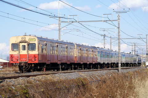 【JR東】キハ30・37・38形6両 新津へ配給を東鷲宮～栗橋で撮影した写真