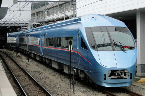 【小田急】60000形60052F 試運転を小田原駅で撮影した写真