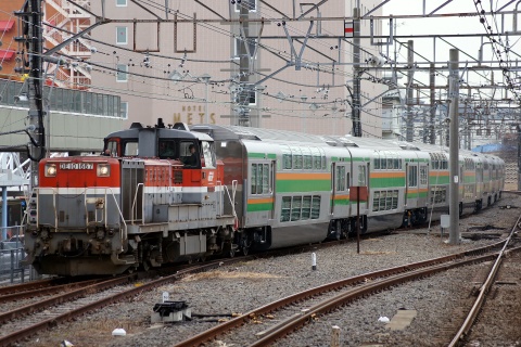 【JR東】E233系3000番代グリーン車8両 甲種輸送を大船駅で撮影した写真