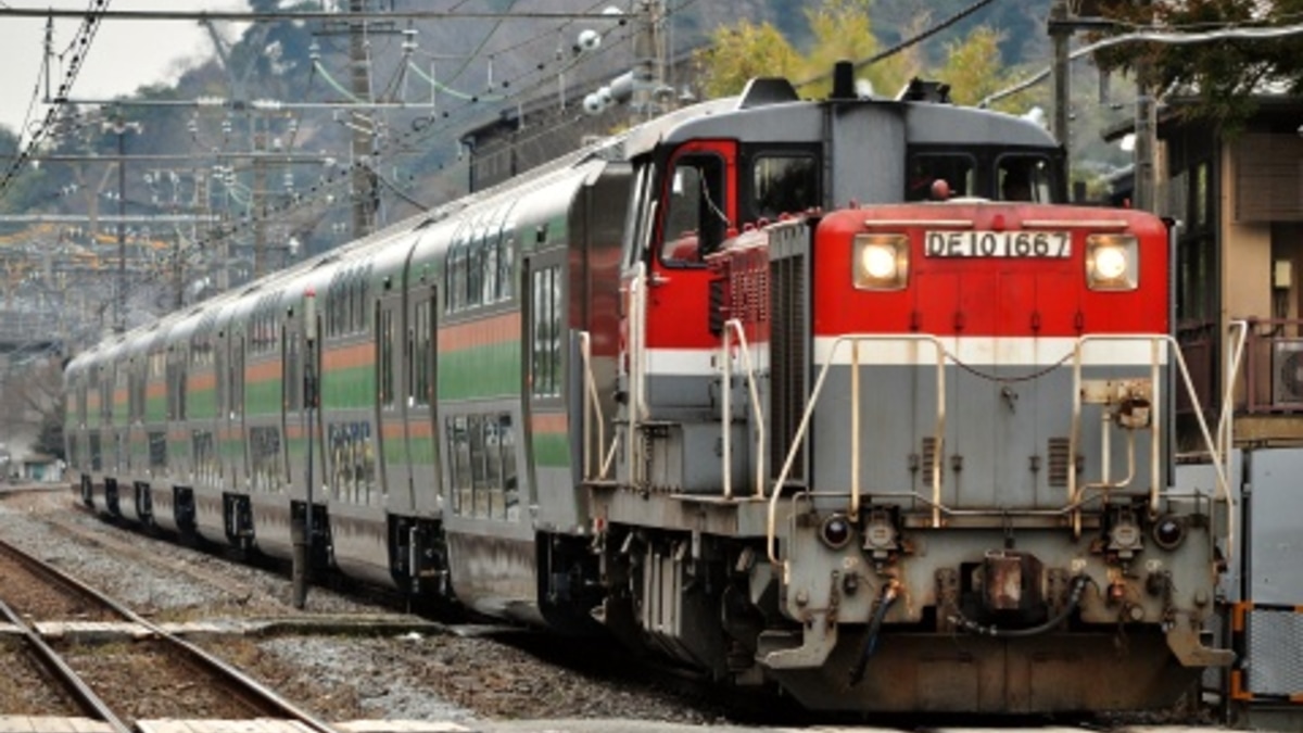 JR東】E233系3000番代グリーン車8両 甲種輸送 |2nd-train鉄道ニュース