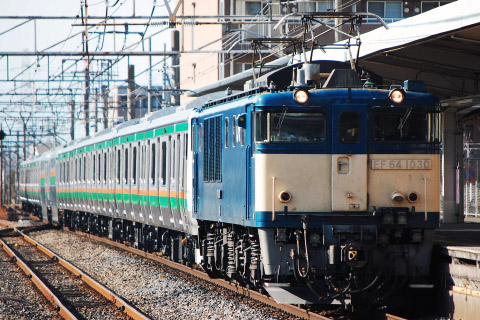 【JR東】E233系チタNT12編成 配給輸送の拡大写真