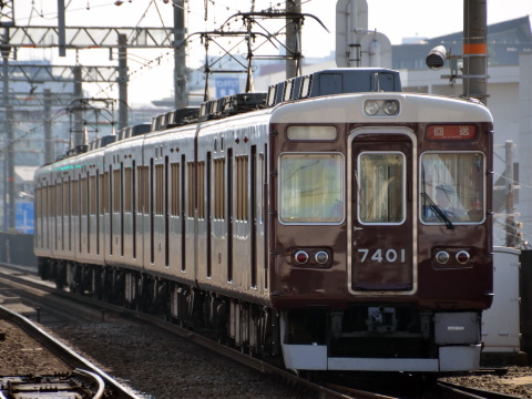 【阪急】7300系7321F6両 桂へ回送の拡大写真