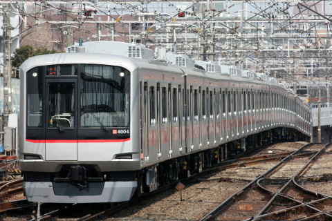 【東急】5050系4104F 試運転を鷺沼駅で撮影した写真
