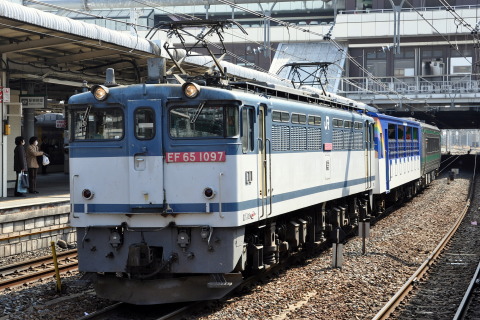 【JR四】『アンパンマントロッコ』列車 甲種輸送（3日）を大宮駅で撮影した写真