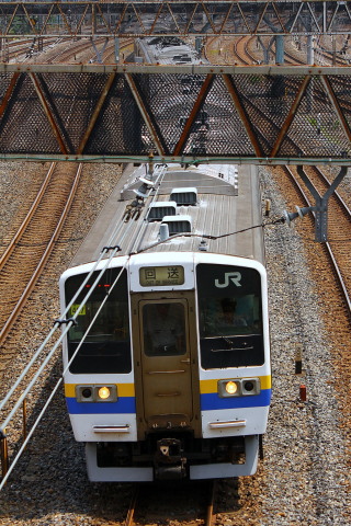 【JR東】211系マリ407編成＋マリ405編成 尾久車両センターへ回送を日暮里駅で撮影した写真