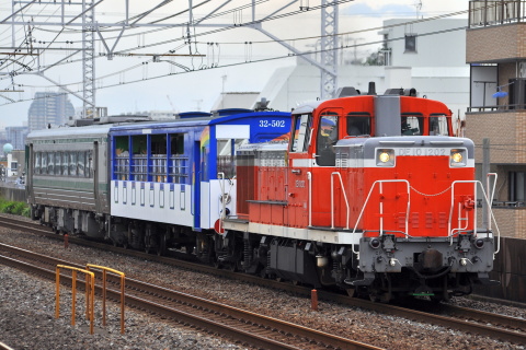 【JR東】『アンパンマントロッコ』 配給輸送を小岩駅で撮影した写真