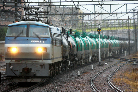 【JR貨】タキ43000形・タキ44000形 廃車回送を熱田駅で撮影した写真