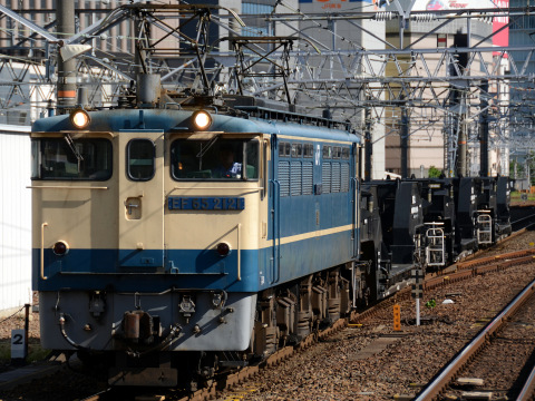 【JR貨】シキ1000形3両 西浜へ回送を名古屋駅で撮影した写真