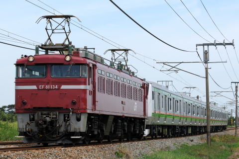 【JR東】E233系タカD07編成 配給輸送の拡大写真