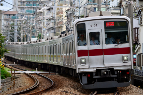 【東武】9000系9102F 東急東横線で日中試運転の拡大写真
