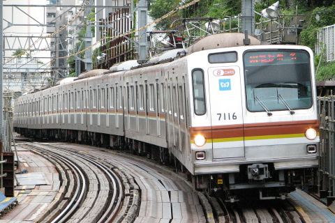 【メトロ】7000系7116F 東急東横線で先行営業運転開始の拡大写真