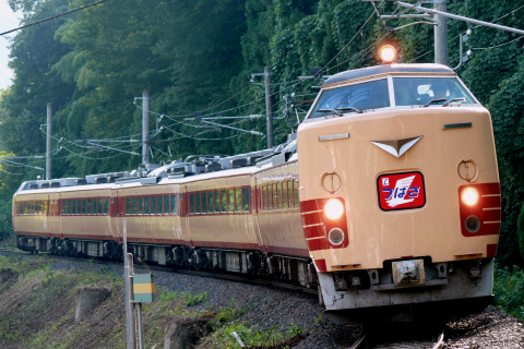 【JR東】団体臨時列車「食べっしゃ485系つばさ」運転を山寺～面白山高原で撮影した写真