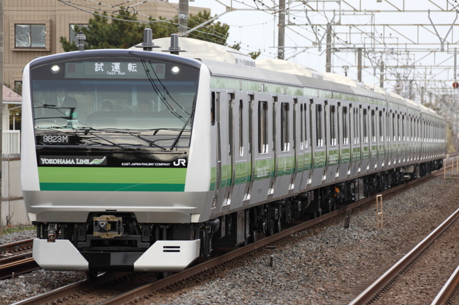 【JR東】E233系6000番台 H016編成 試運転の拡大写真