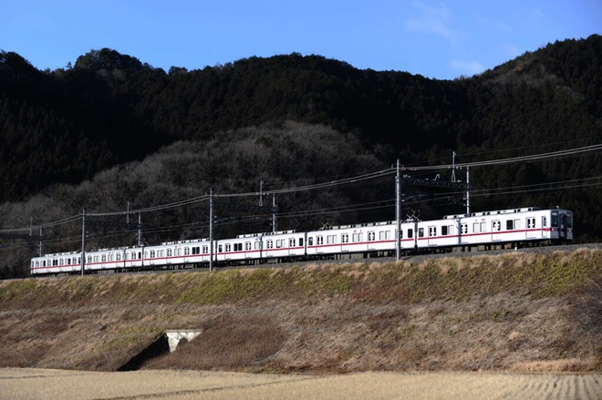 【東武】10050系11655F使用の団体臨時列車運転の拡大写真