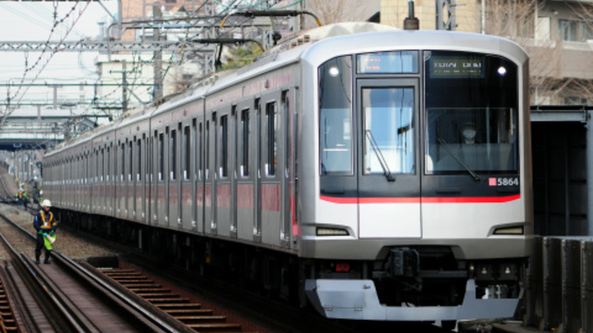 鉄道写真 東急5050系 東急】5050系4105編成「新幹線デザインラッピングトレイン