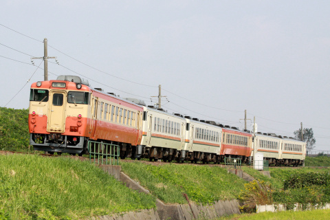 【JR海】F1日本グランプリ開催に伴う臨時列車運転を津～東一身田で撮影した写真