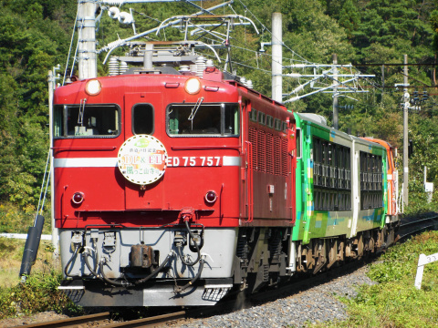 【JR東】快速「DE＆EL風っこ山寺」号 運転の拡大写真