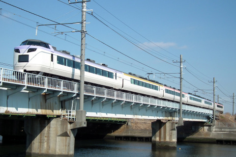 【JR東】485系『彩』使用 団体臨時列車運転を新鶴見（信）～鶴見で撮影した写真