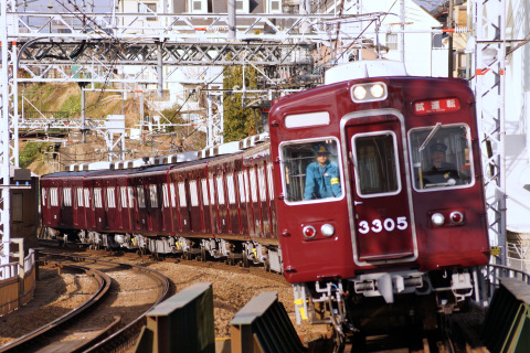 【阪急】3300系3305F 出場試運転を大山崎駅で撮影した写真